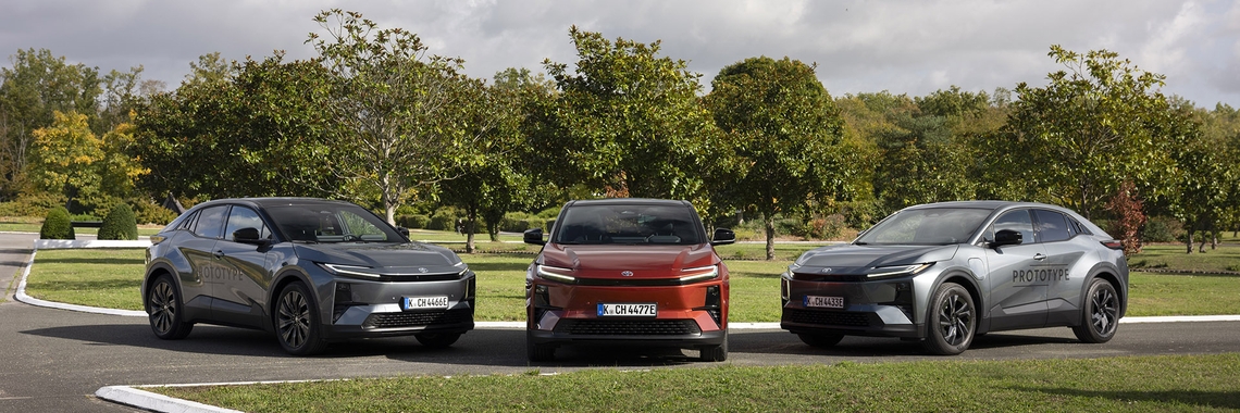 Nederlandse automedia rijden met elektrische Toyota C-HR+